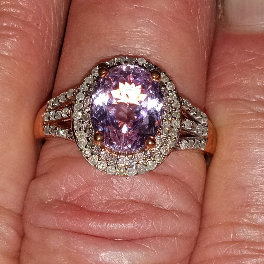 NEW Kunzite W/ pink and white diamond halo